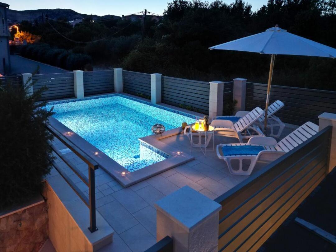 Villa "Amber" Luxury Apartments With A Pool Mlini Zimmer foto