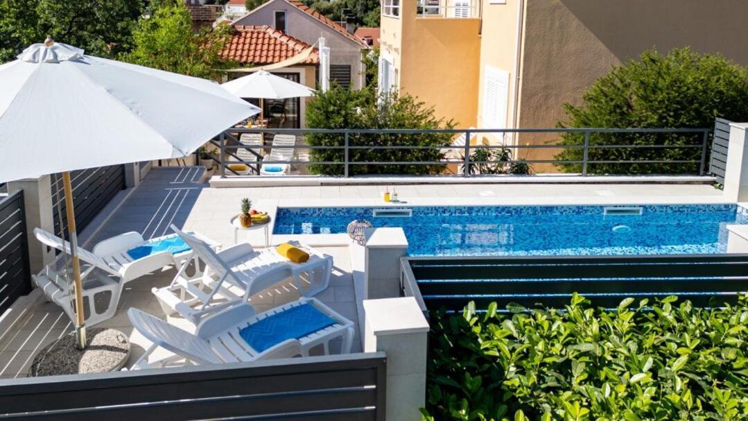 Villa "Amber" Luxury Apartments With A Pool Mlini Exterior foto