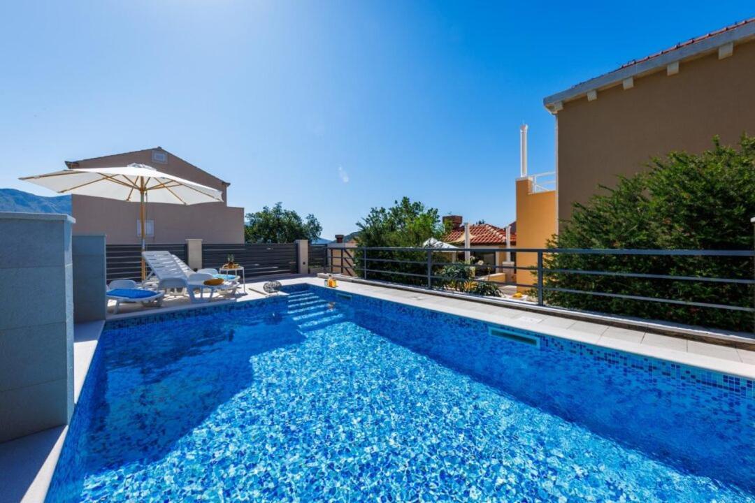 Villa "Amber" Luxury Apartments With A Pool Mlini Zimmer foto