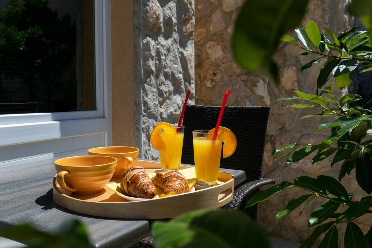 Villa "Amber" Luxury Apartments With A Pool Mlini Exterior foto
