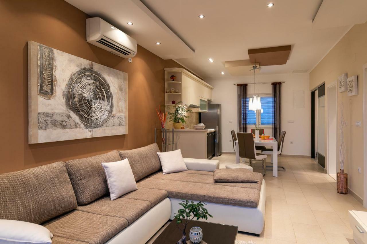 Villa "Amber" Luxury Apartments With A Pool Mlini Exterior foto